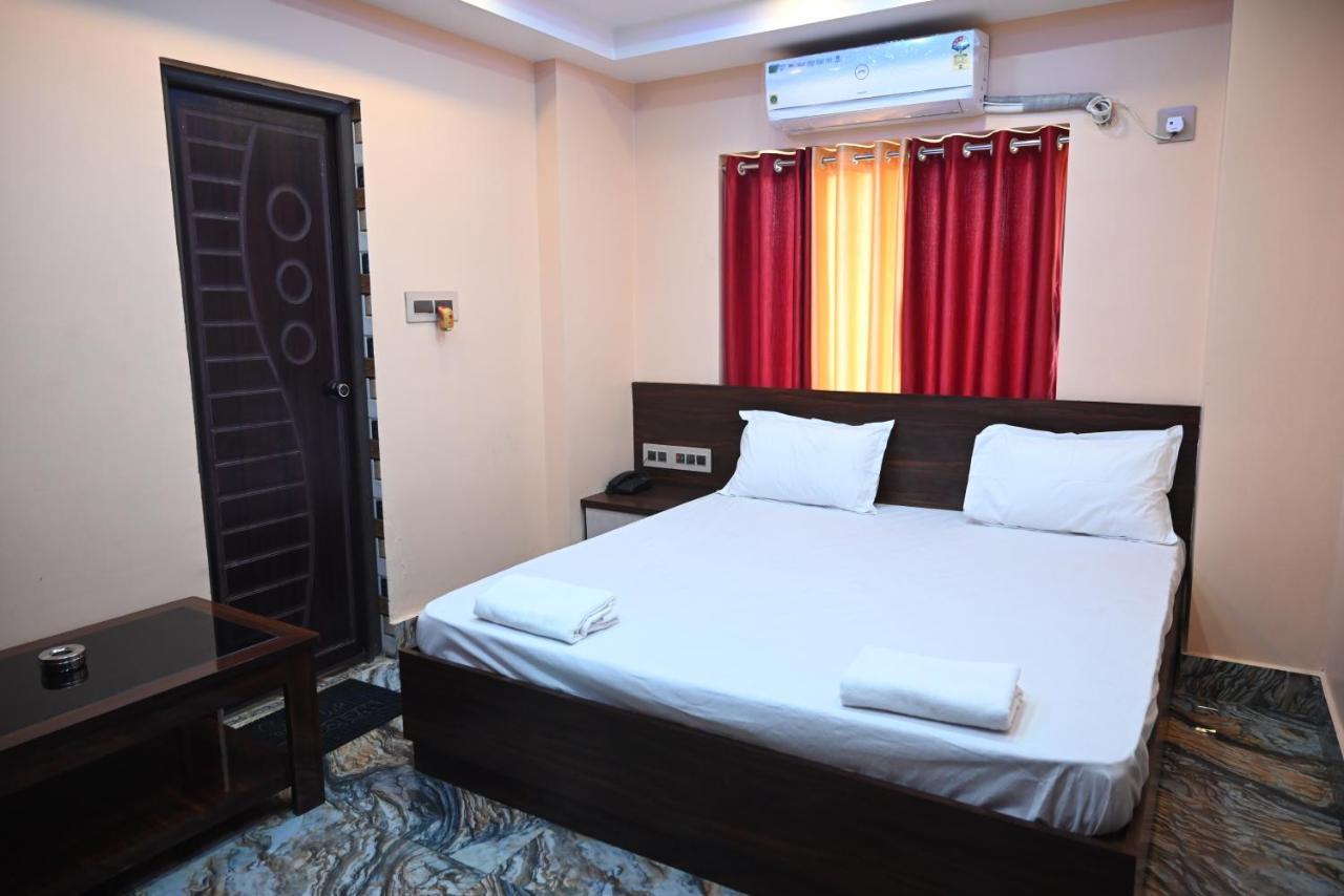 Oyo Hotel Tulusi Inn Bolpur Exteriör bild